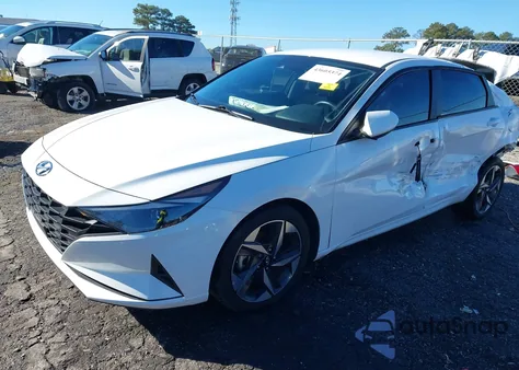 2023 Hyundai Elantra Sel z USA, uszkodzony, nr VIN 5NPLS4AG5PH110985